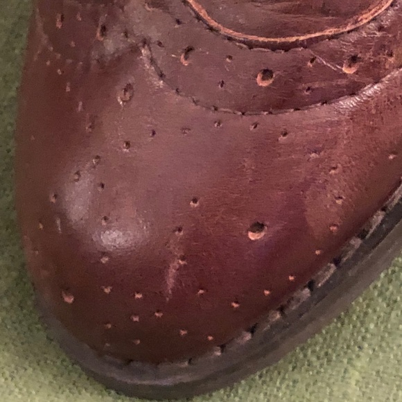 Brown Oxford Shoes - Picture 2 of 5